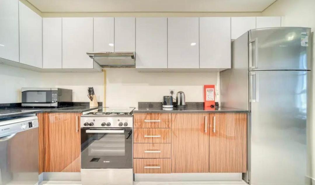 Apartment Luxurious 2br In Marina Arcade Tower *